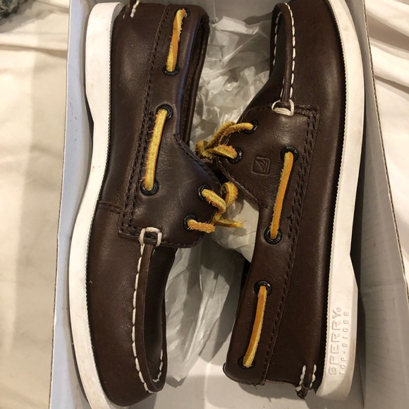 Sperry Ellis casual show youth boys size 12.5